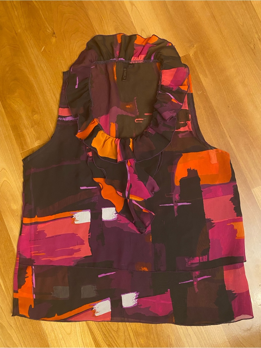 🛍️ 3/$15 🛍️ ETHYL Ruffle Neck Printed Sleeveless Blouse